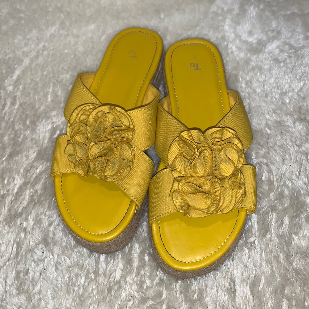Yellow flower shoes
